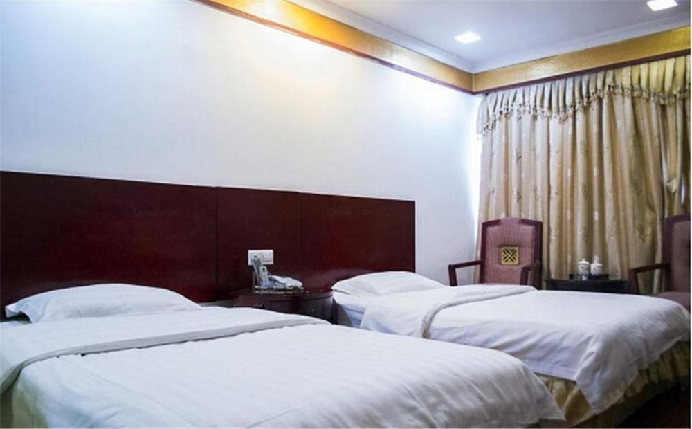 Baojiang Yingbin Hotel Zhuhai Esterno foto